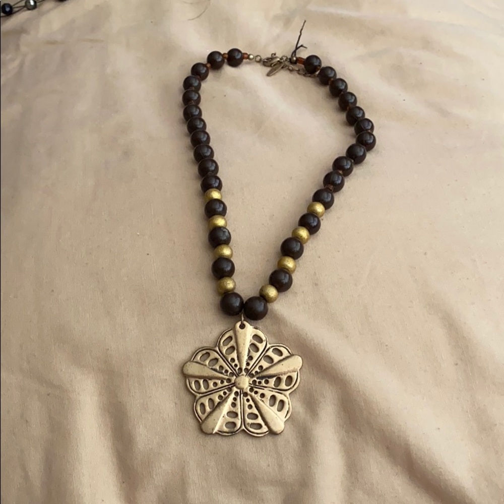 New York and co necklace